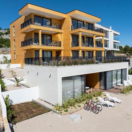 Mediterana Art Deco Resort (Adults Only) Sibenik Bagian luar foto