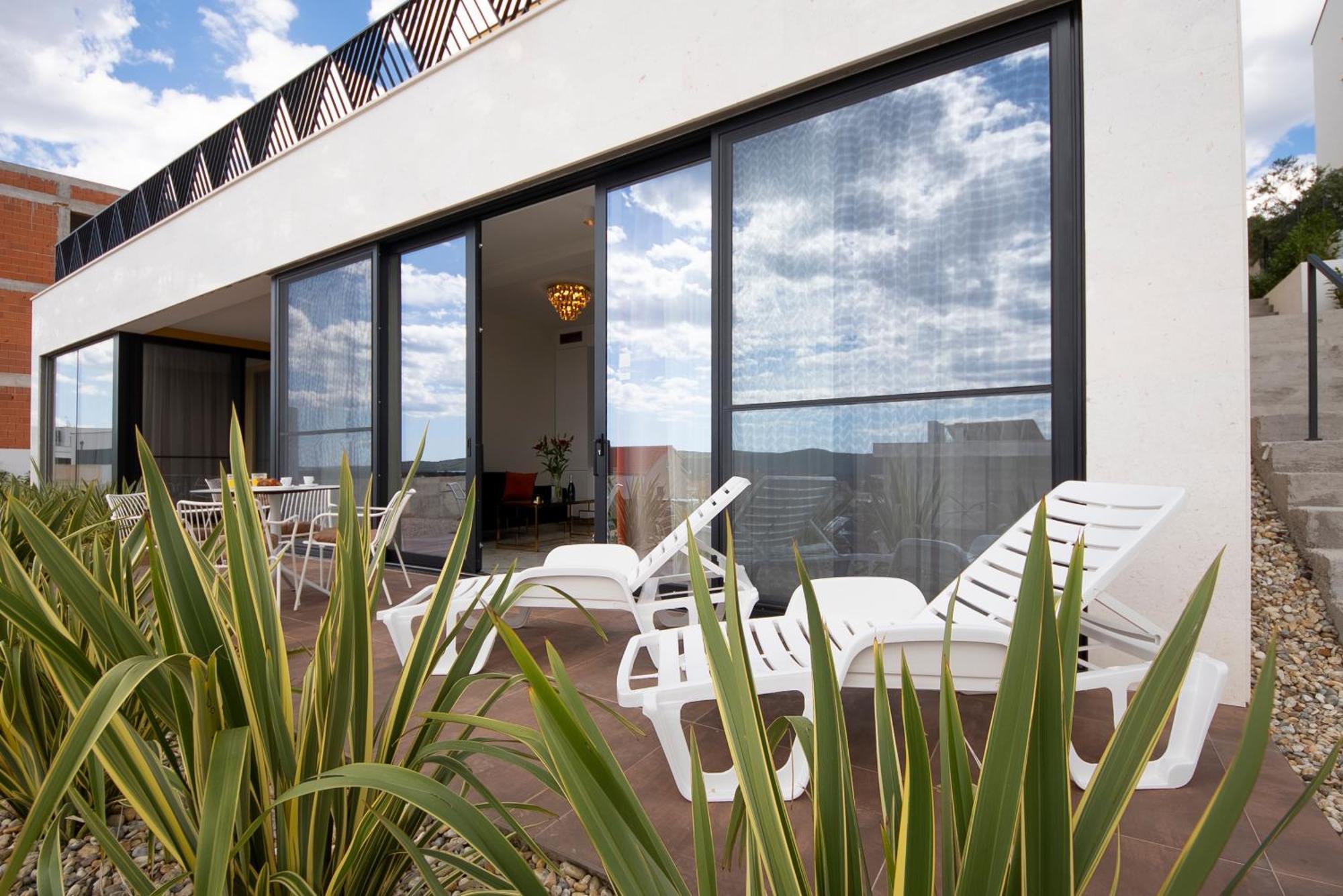 Mediterana Art Deco Resort (Adults Only) Sibenik Bagian luar foto
