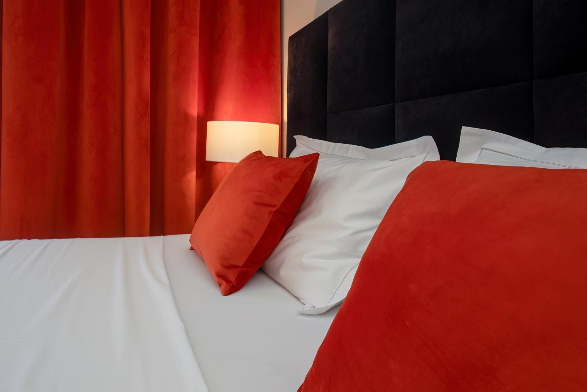 Mediterana Art Deco Resort (Adults Only) Sibenik Bagian luar foto