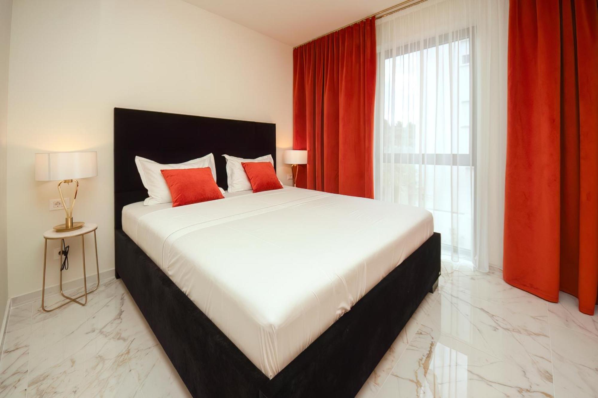 Mediterana Art Deco Resort (Adults Only) Sibenik Bagian luar foto