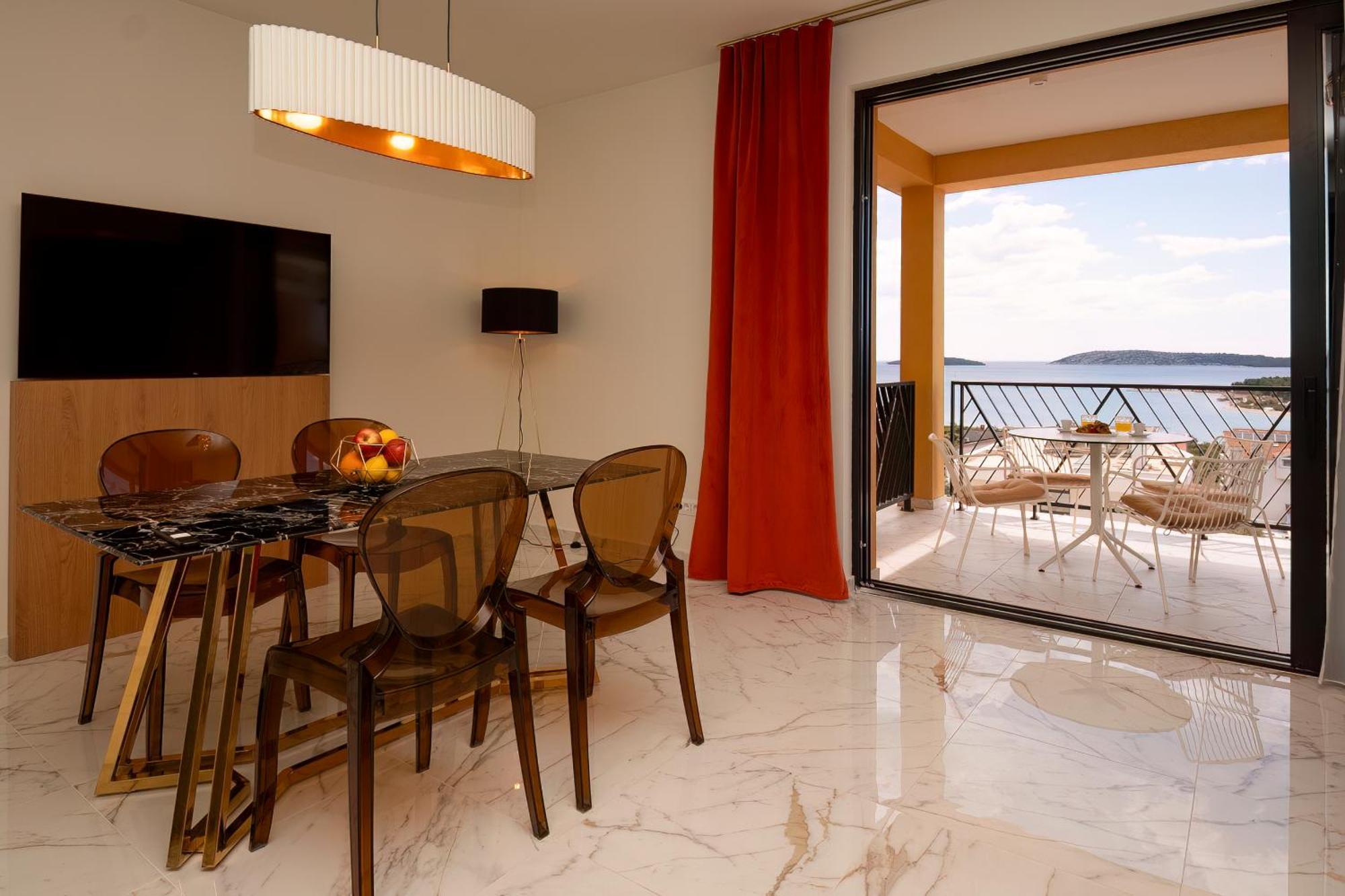 Mediterana Art Deco Resort (Adults Only) Sibenik Bagian luar foto