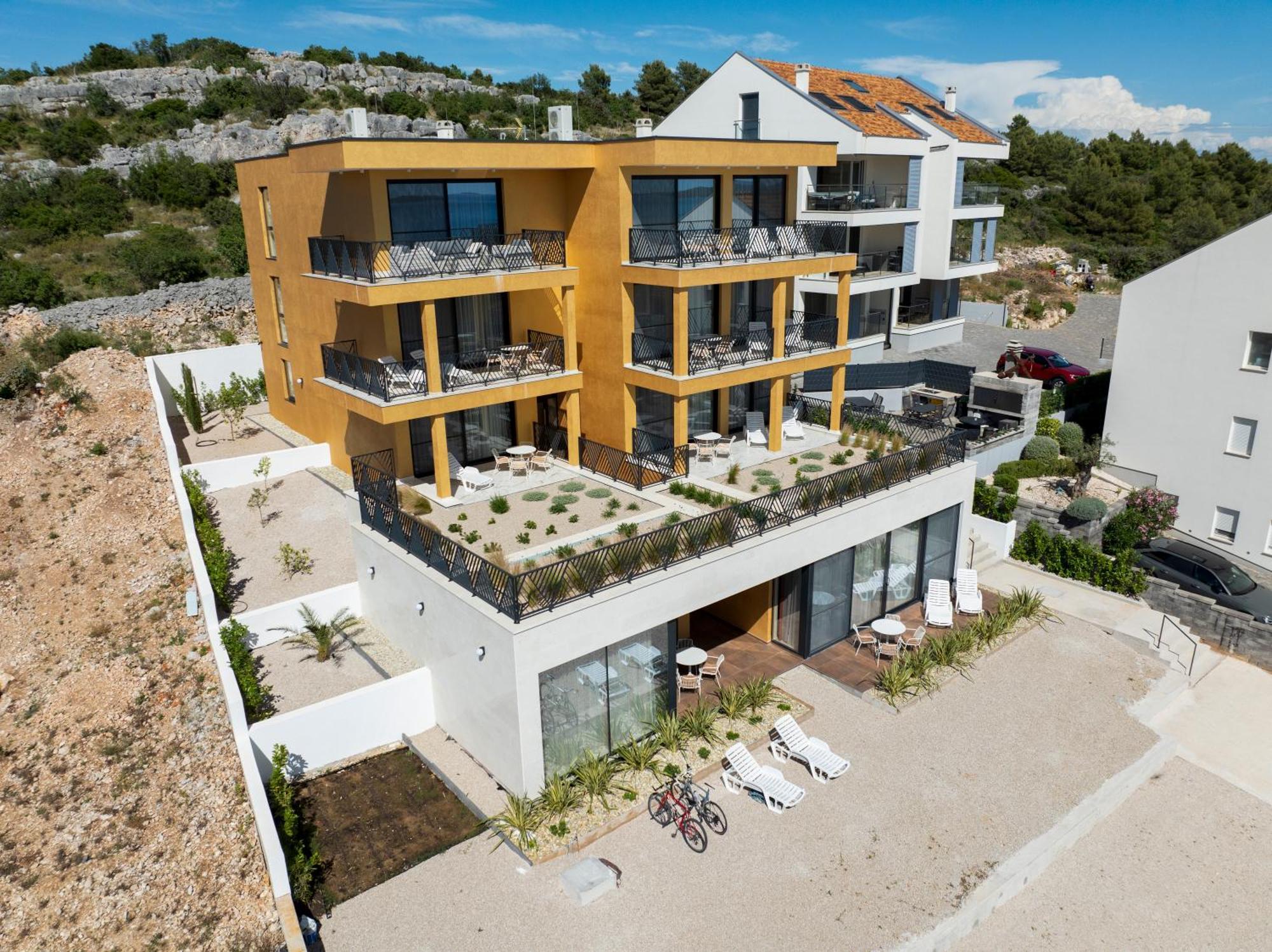 Mediterana Art Deco Resort (Adults Only) Sibenik Bagian luar foto